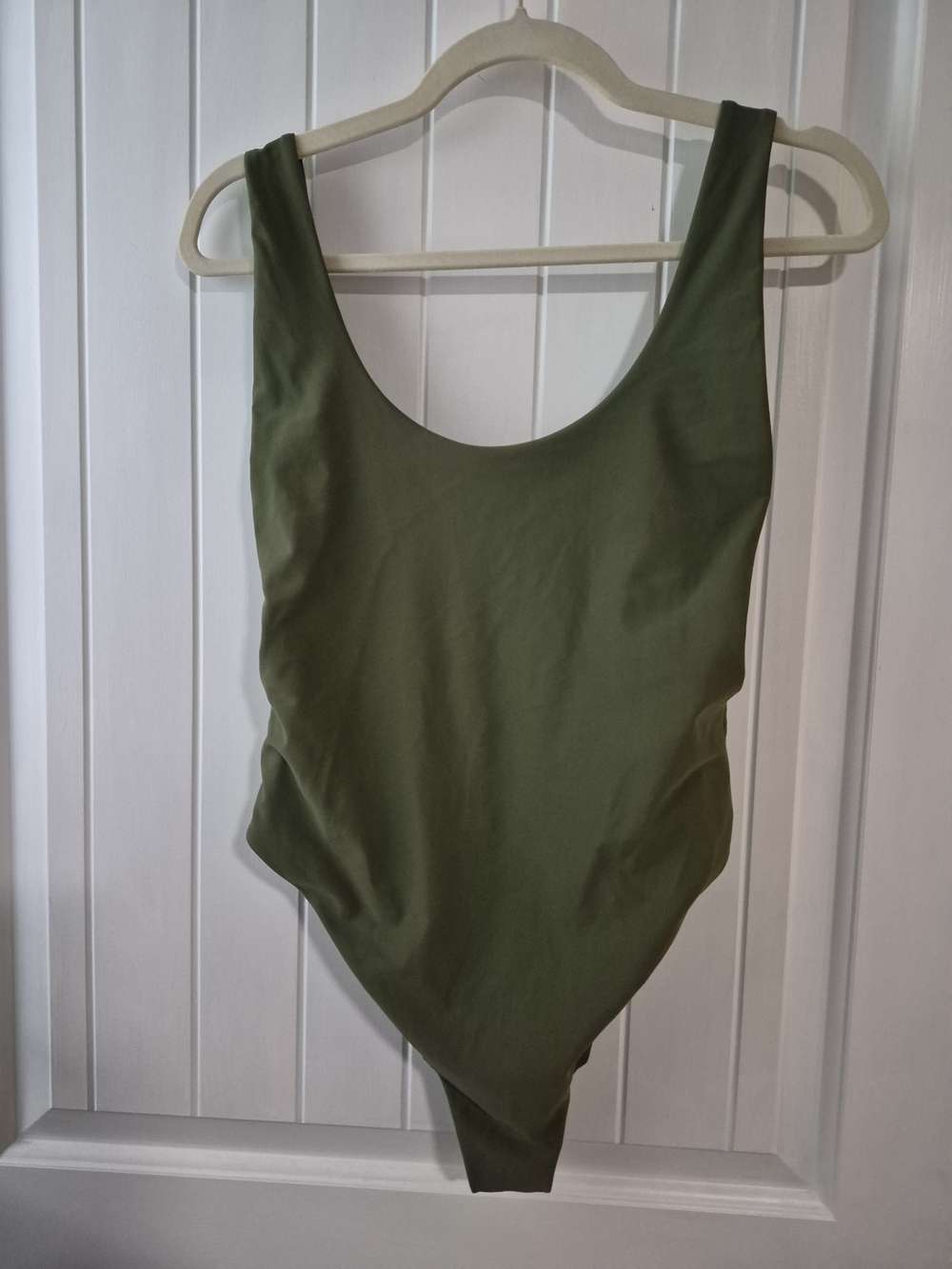 aerie Olive Scoop Neck Low Back Olive Green Size L
